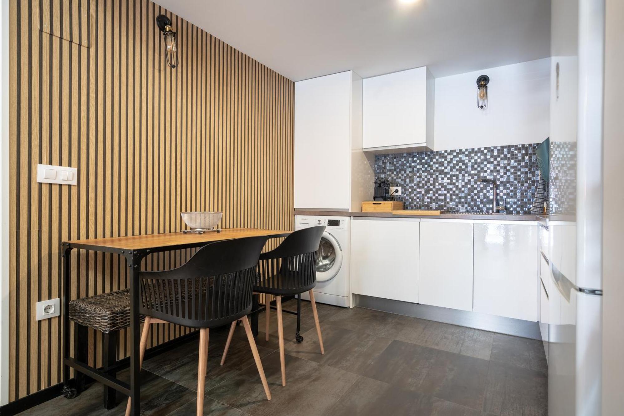 Appartement Bel A Etrener Proche De La *